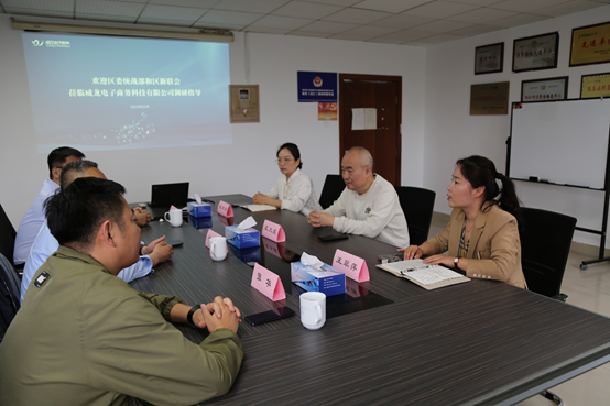 奎文區(qū)委統(tǒng)戰(zhàn)部領(lǐng)導蒞臨威龍公司考察交流 共謀政企協(xié)同發(fā)展新篇章